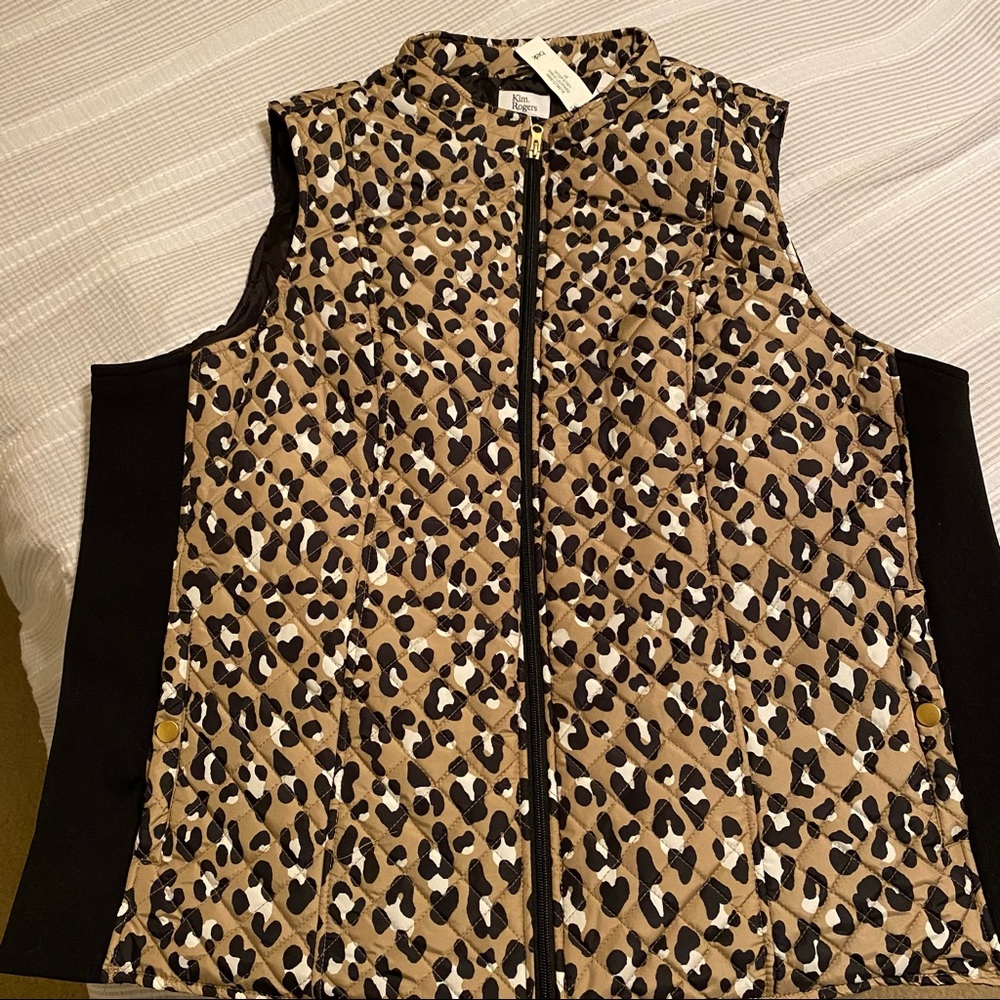 Leopard quilted vest